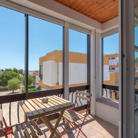 Apartment Cosy In Centre Albufeira